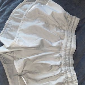 Lululemon hotty hot low rise shorts